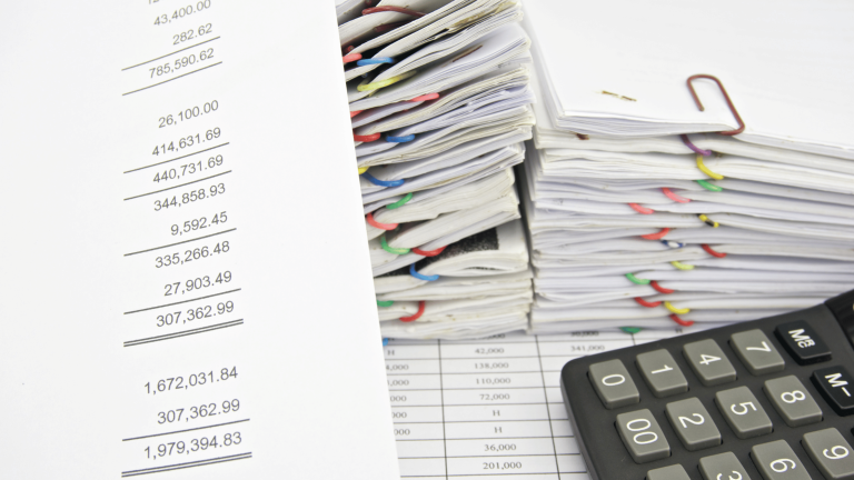 What's the Difference Between Accounting and Bookkeeping