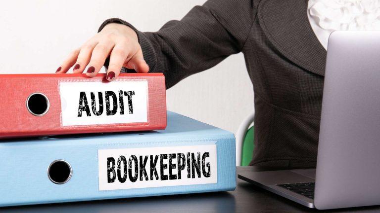 6 Reasons to Maintain Up to Date Bookkeeping